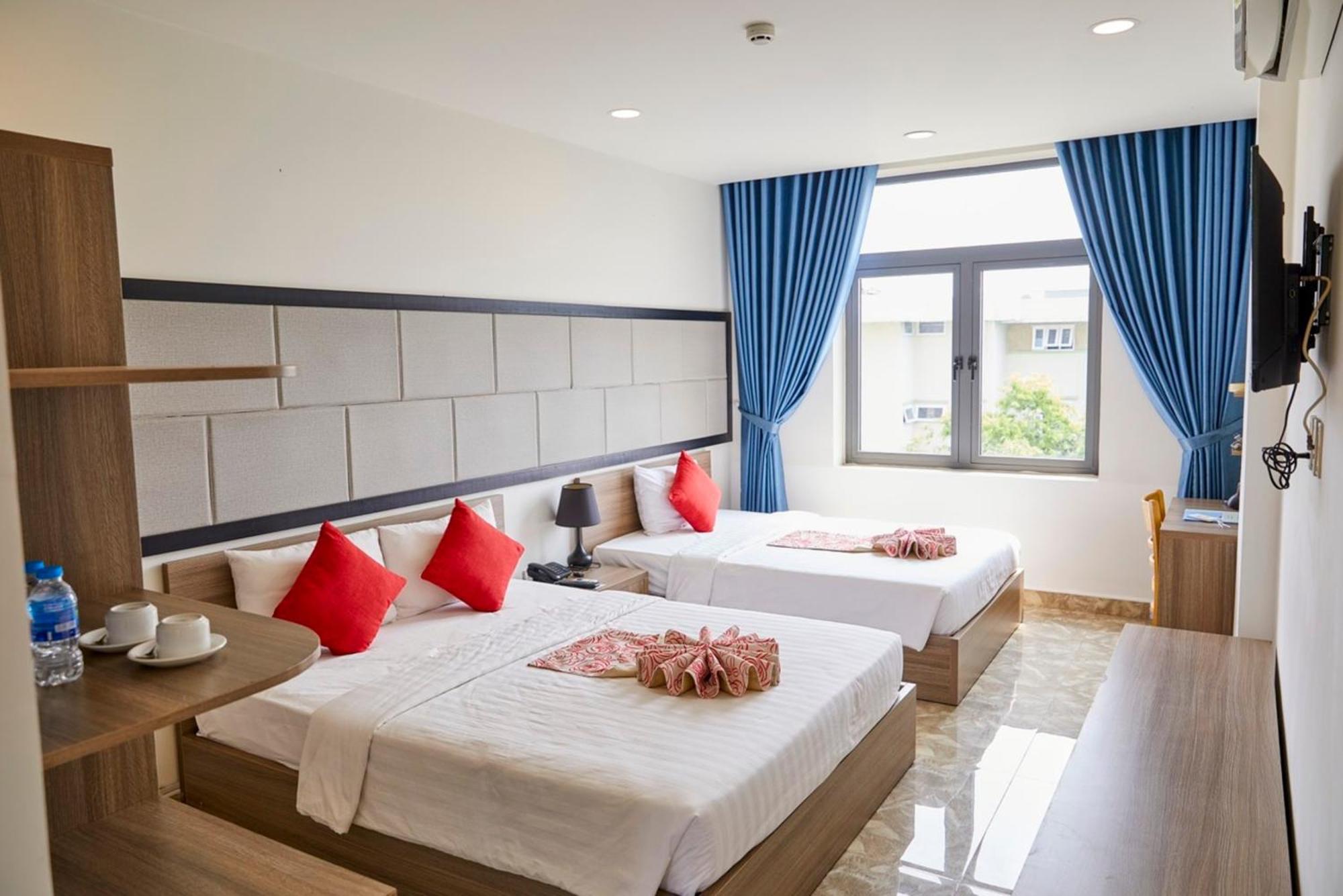 Khang Thinh Hotel Long Thanh Exterior photo